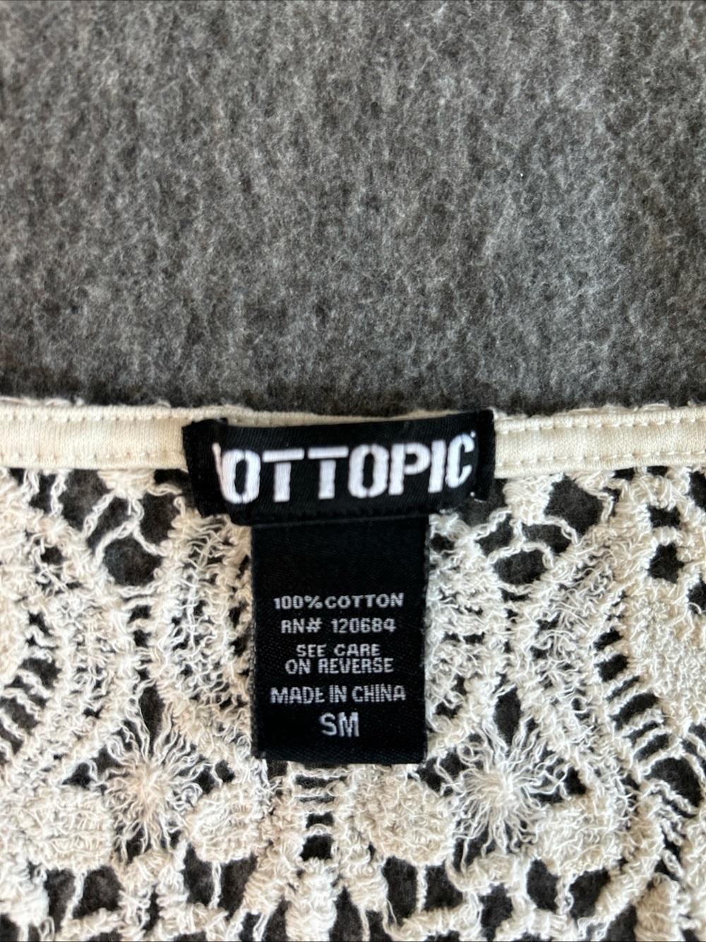 Hot Topic Tank Top Women's S/M Skull Crochet Whimsygoth Grunge Fairy - Picture 4 of 7